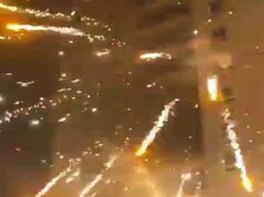 Horror noturno na fogueira enquanto jovens incendiam torres com fogos de artifício e depois disparam foguetes contra 999 equipes que lutam contra o inferno: menino, 14 anos, preso ‘por tentar matar’ Os serviços de emergência procuram cobertura enquanto fogos de artifício explodem em Liverpool na Bonfire Night, após serem atirados por bandidos