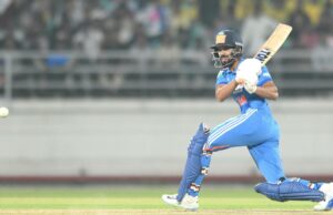 IND-A vs SA-A, 2º dia: Gaikwad cinquenta, Nishant quatro fer ajuda a Índia Uma facilidade para vencer a série IND-A vs SA-A, 2º dia: Gaikwad cinquenta, Nishant quatro fer ajuda a Índia Uma facilidade para vencer a série