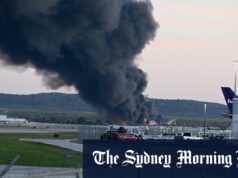 Imagens de avião caindo na decolagem nos EUA Imagens de avião caindo na decolagem nos EUA