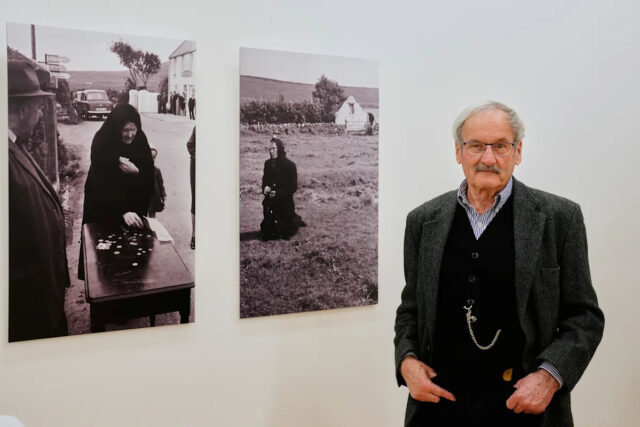 Imagens vintage da Irlanda do ex-fotógrafo da AP capturam um Yahoo news home