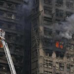 Incêndio em Hong Kong: número de mortos sobe para 94 em meio ao esforço final para encontrar sobreviventes