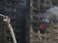 Incêndio em Hong Kong: número de mortos sobe para 94 em meio ao esforço final para encontrar sobreviventes Incêndio em Hong Kong: número de mortos sobe para 94 em meio ao esforço final para encontrar sobreviventes
