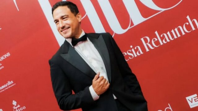 Incrível Hamish Daud supostamente trapaceando usando o Pinterest! Há uma coleção de planos de casas futuras
