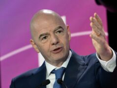 Infantino, chefe da FIFA, dá as boas-vindas à presença de torcedoras em jogo da Copa do Irã Infantino, chefe da FIFA, dá as boas-vindas à presença de torcedoras em jogo da Copa do Irã