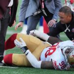 O técnico Kyle Shanahan, do San Francisco 49ers, enfrenta o New York Giants durante o quarto período do jogo no MetLife Stadium em 02 de novembro de 2025 em East Rutherford, Nova Jersey. (Foto de Sarah Stier/Getty Images)