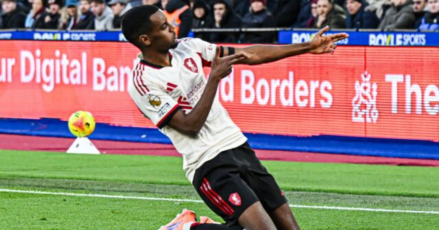 Cody Gakpo em ação.