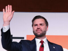 JD Vance: Os eleitores da classe trabalhadora que Trump atraiu para o Partido Republicano têm preferências diferentes das dos republicanos Reagan-Bush JD Vance: Os eleitores da classe trabalhadora que Trump atraiu para o Partido Republicano têm preferências diferentes das dos republicanos Reagan-Bush