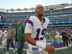 Jameis Winston lamenta o mau ‘timing’ na interceptação crítica que estragou a primeira partida do Giants O quarterback do New York Giants, Jameis Winston (19), dançando na end zone após correr para um touchdown no 4º período.