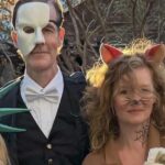 As fantasias de Halloween mais fofas para crianças de celebridades de 2025 Witney Carson Whitney Leavitt VALENTIN CHMERKOVSKIY 2