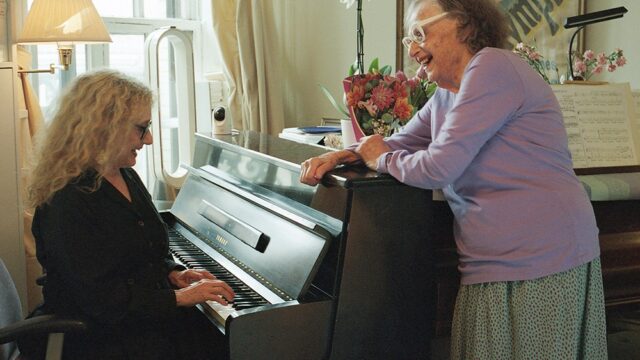 Janus Films adquire 'Carol & Joy' de Nathan Silver e planeja campanha para o Oscar para curta-metragem apoiado por Natalie Portman sobre a atriz Carol Kane e sua mãe (EXCLUSIVO)
