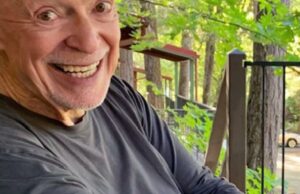 Jay Stein, idealizador do passeio de bonde do Universal Studios, morre aos 88 anos Jay Stein, idealizador do passeio de bonde do Universal Studios, morre aos 88 anos