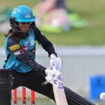 Jemimah Rodrigues cai por 15 bolas 11 durante o jogo Brisbane Heat x Perth Scorchers WBBL