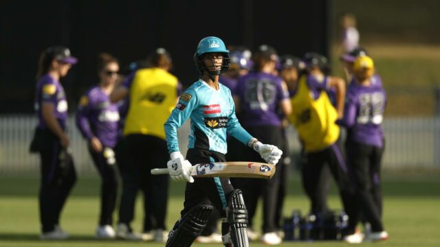 Jemimah Rodrigues marca 20 pontos durante o jogo Brisbane Heat Jemimah Rodrigues marca 20 pontos durante o jogo Brisbane Heat x Hobart Hurricanes WBBL