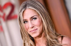 Jennifer Aniston se torna oficial do Instagram com Jim Curtis em Sweet Birthday Post Jennifer Aniston, Jim Curtis