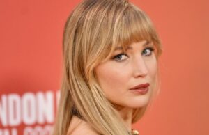 Jennifer Lawrence diz que as diretoras tendem a não ‘dirigir demais’ como os homens: alguns diretores do sexo masculino ‘precisam sentir constantemente’ que estão no controle Jennifer Lawrence diz que as diretoras tendem a não 'dirigir demais' como os homens: alguns diretores do sexo masculino 'precisam sentir constantemente' que estão no controle