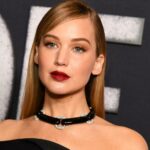 Jennifer Lawrence não usou um coordenador de intimidade com Robert Pattinson porque 'Ele não é Pervy', recusou-se a deixar 'Die My Love' editar sua celulite: 'Não. Isso é um idiota!