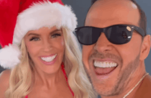 Jenny McCarthy chia em biquíni vermelho sexy para o cartão de Natal da família de 2025 Jenny McCarthy quase morreu devido à dieta vegana