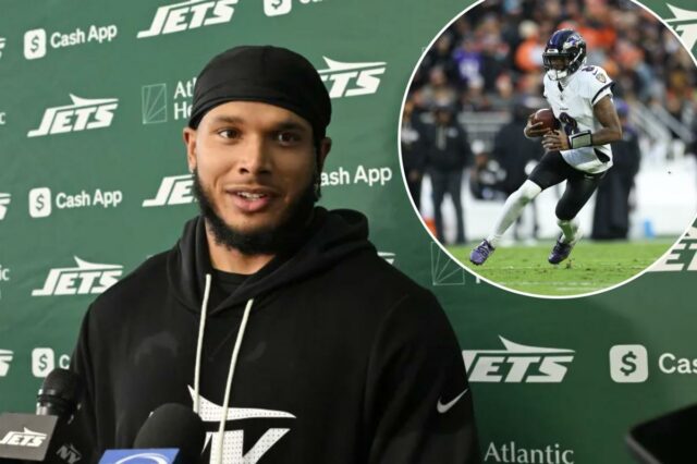 O linebacker dos Jets, Jermaine Johnson II, fala à mídia após o treino em Florham Park, NJ.