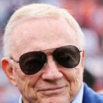 Jerry Jones lança os dados com mudança de prazo comercial de grande sucesso