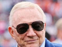 Jerry Jones lança os dados com mudança de prazo comercial de grande sucesso Jerry Jones lança os dados com mudança de prazo comercial de grande sucesso