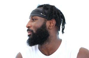 Jets Cornerback Kris Boyd em estado crítico após tiroteio: relatório GettyImages-2002256299 Mark Sanchez 2024