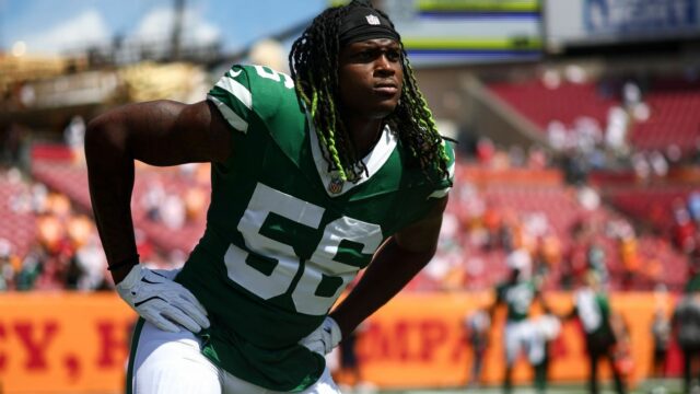 Jets rebaixam LB Williams em meio a mudanças defensivas
