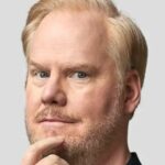 Jim Gaffigan receberá o prêmio inaugural de comédia Vanguard da Variety