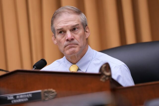 Jim Jordan busca informações bancárias na investigação de Jack Smith: relatório
