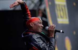 Jimmy Cliff morre; gigante do reggae e estrela do filme histórico ‘The Harder They Come’ Jimmy Cliff morre; gigante do reggae e estrela do filme histórico 'The Harder They Come'