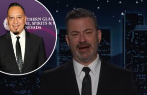 Jimmy Kimmel desaba durante homenagem ao líder da banda Cleto Escobedo III Jimmy Kimmel desaba durante homenagem ao líder da banda Cleto Escobedo III