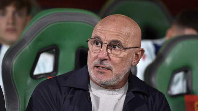 Jogadores espanhóis a caminho de se tornarem 'lendários': técnico De Jogadores espanhóis a caminho de se tornarem 'lendários': técnico De la Fuente