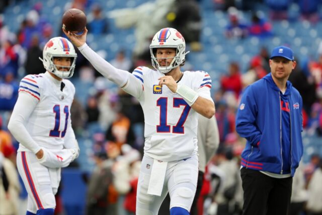 Josh Allen faz história na NFL na vitória dos Bills Josh Allen faz história na NFL na vitória dos Bills sobre os Buccaneers
