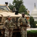 Juiz dos EUA ordena fim do envio de tropas de Trump para Washington, DC