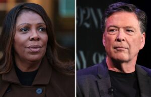 Juiz rejeita processos contra dois inimigos políticos de Trump ARQUIVO - O ex-diretor do FBI James Comey gesticula ao falar no Fórum JFK Jr. do Instituto de Política da Universidade de Harvard em Cambridge, Massachusetts, 24 de fevereiro de 2020. (AP Photo / Charles Krupa, Arquivo)