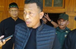 KPK revela que o regente de Ponorogo recebeu IDR 2,6 bilhões de três grupos de corrupção KPK revela que o regente de Ponorogo recebeu IDR 2,6 bilhões de três grupos de corrupção