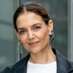 Tênis para mãe rica com jeans