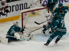 Klingberg, do Sharks, senta-se após erro; A vaga na escalação estará disponível para o centro jovem? Klingberg, do Sharks, senta-se após erro; A vaga na escalação estará disponível para o centro jovem?