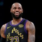 LeBron James faz a história da NBA mudar no jogo Lakers-Jazz