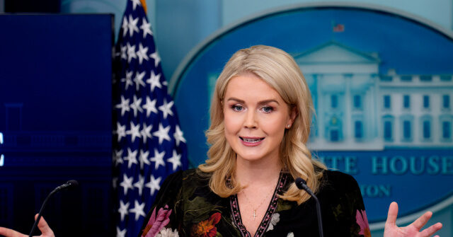 Leavitt critica repórteres por se recusarem a cobrir o progresso Leavitt critica repórteres por se recusarem a cobrir o progresso de acessibilidade de Trump