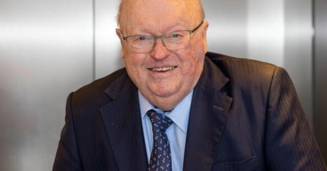 Lenda trabalhista Graham Richardson morre aos 76 anos Graham Richardson chegando ao Hotel Realm para a arrecadação de fundos trabalhistas.