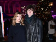 Lennon Gallagher e sua namorada Isobel Richmond juntam-se a Lila Moss enquanto lideram as estrelas no lançamento do Skate At Somerset House Lennon Gallagher e sua namorada Isobel Richmond se juntaram a Lila Moss enquanto lideravam as estrelas no lançamento do Skate At Somerset House em Londres na terça-feira