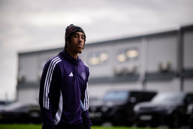 Leny Yoro dá o veredicto sobre o sistema de três ícone de correio