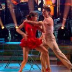 Strictly Come Dancing voltou às telas no sábado para a sétima semana do programa da BBC, com Lewis Cope e sua parceira profissional Katya Jones subindo ao palco primeiro
