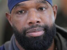 Lewis, dos Broncos, 41, torna-se o TE mais velho da NFL Lewis, dos Broncos, 41, torna-se o TE mais velho da NFL