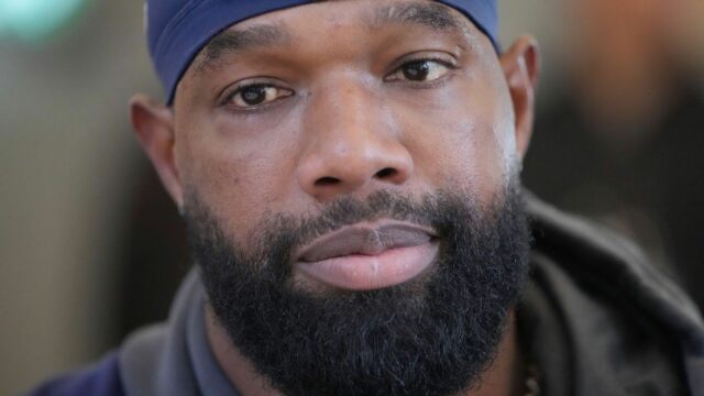 Lewis, dos Broncos, 41, torna-se o TE mais velho da Lewis, dos Broncos, 41, torna-se o TE mais velho da NFL