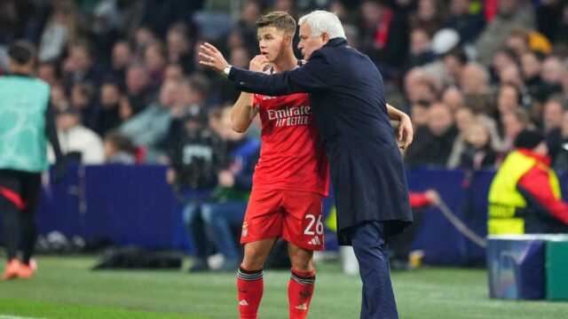 Liga dos Campeões – Mourinho e Benfica conquistam a primeira Liga dos Campeões – Mourinho e Benfica conquistam a primeira vitória na UCL nesta temporada; Union vence Qarabag com 10 jogadores