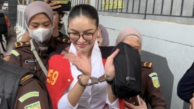 Lista de 'inimigos' que atacaram Nikita Mirzani por causa do TikTok ao vivo na prisão
