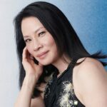 Lucy Liu atribui 'estranha calmaria' na carreira aos estereótipos de Hollywood: 'Foi um sinal de desrespeito'