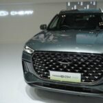 Lutando por bolos híbridos, Chery adiciona duas variantes do Tiggo 8 CSH