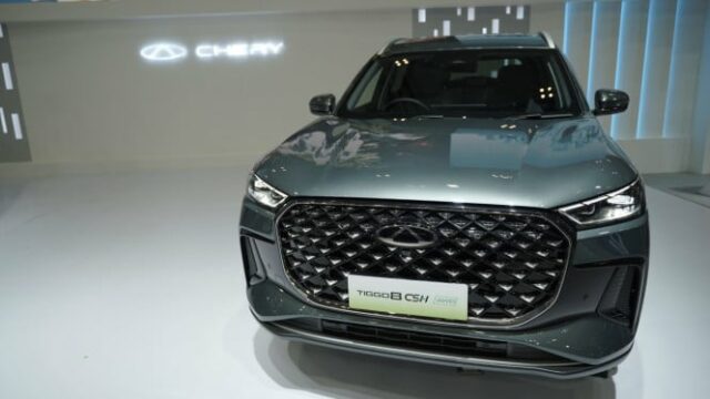 Lutando por bolos híbridos, Chery adiciona duas variantes do Tiggo Lutando por bolos híbridos, Chery adiciona duas variantes do Tiggo 8 CSH